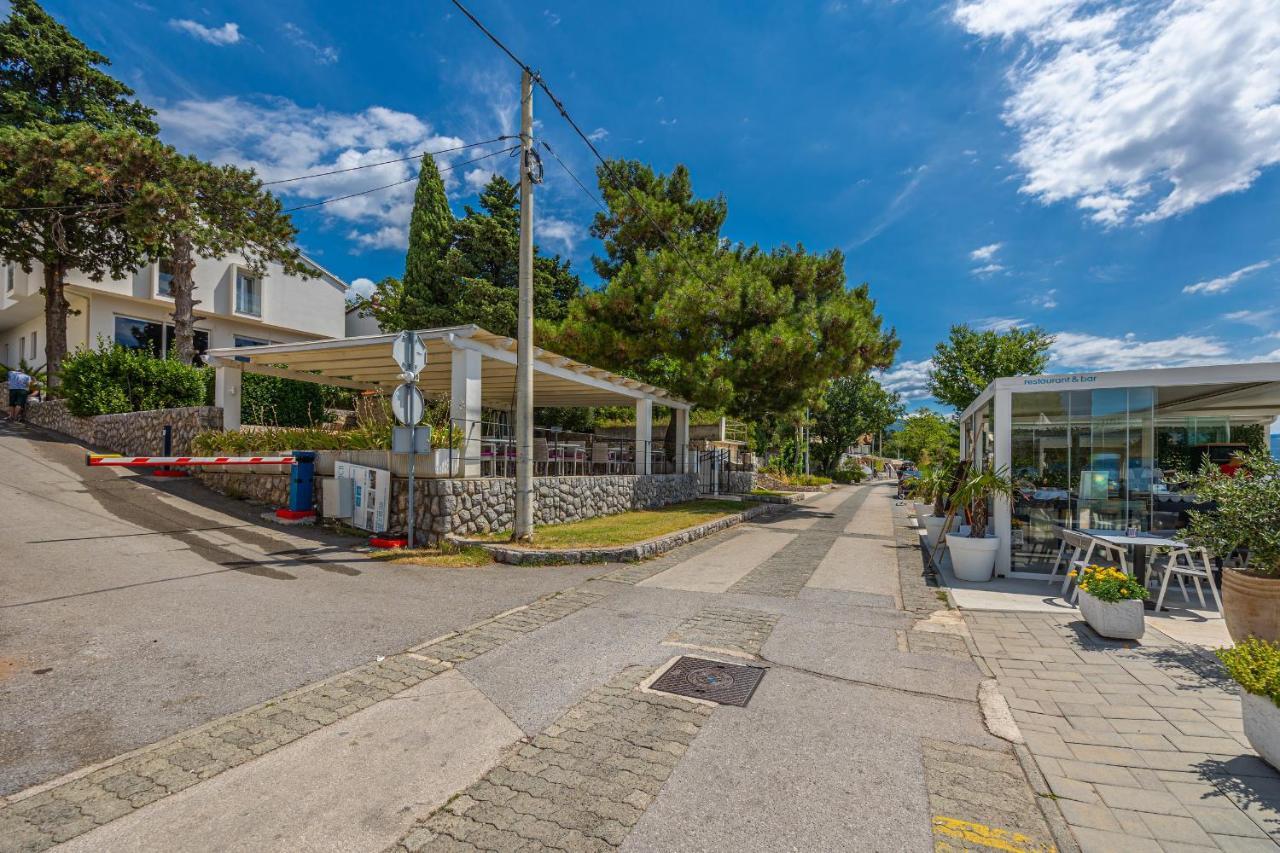 Sea La Vie Rooms Novi Vinodolski Exterior foto